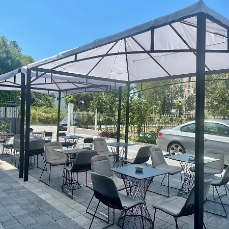 Hotel Fama Отель 3*