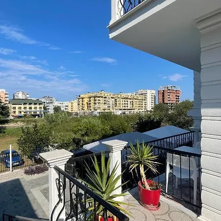 Hotel Fama